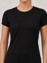 T-shirt dry fit na cor preto